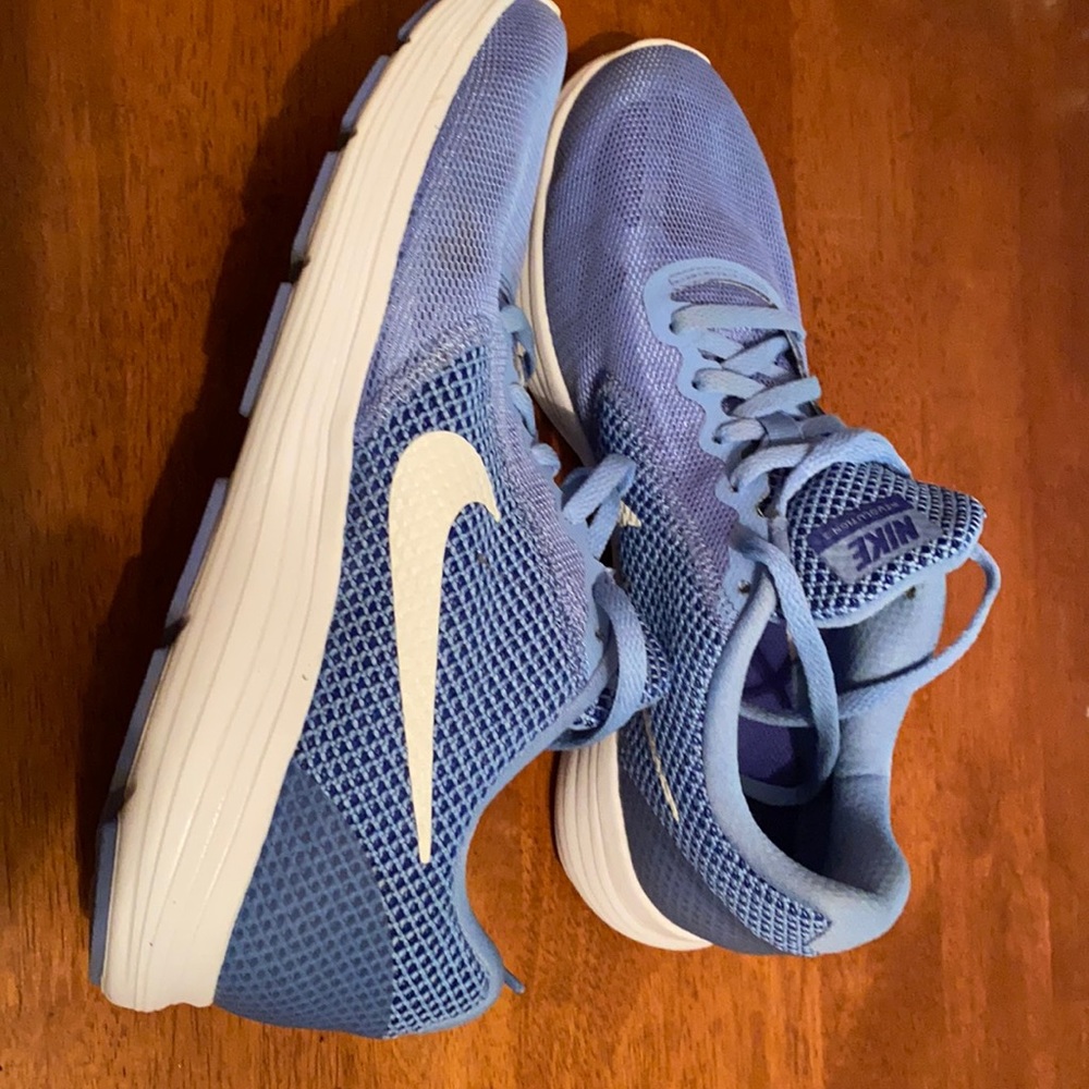 NIKE revolution 3 running shoes